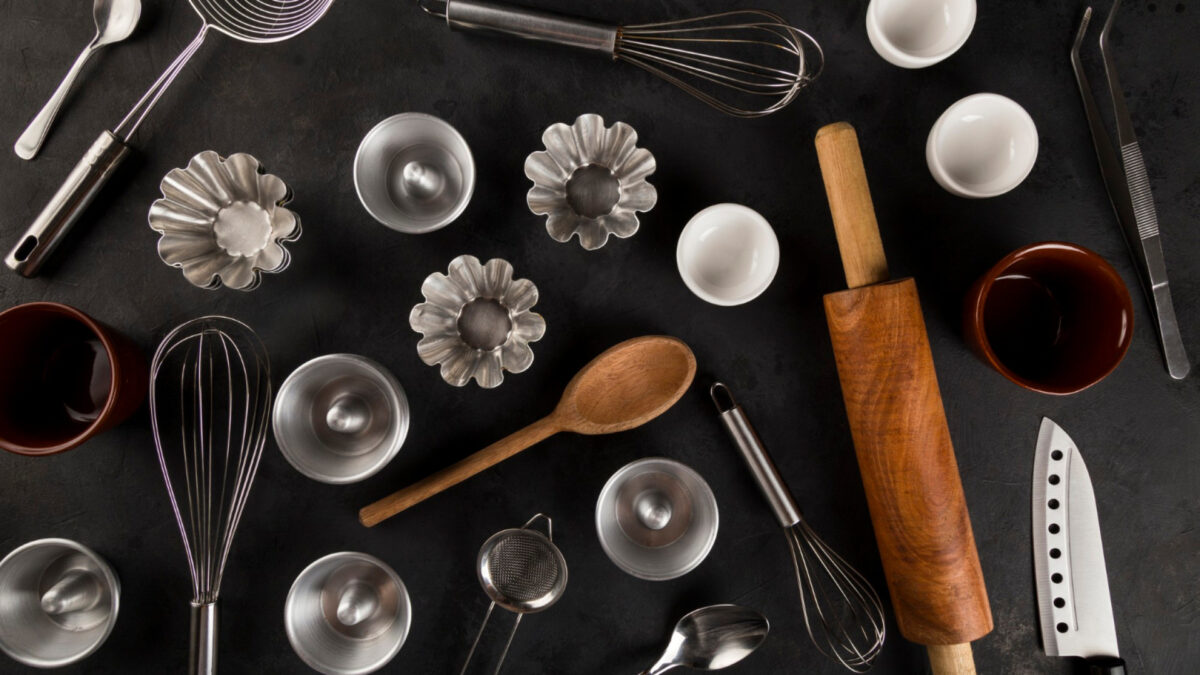 Du fouet au moule : les must-have du matériel de pâtisserie